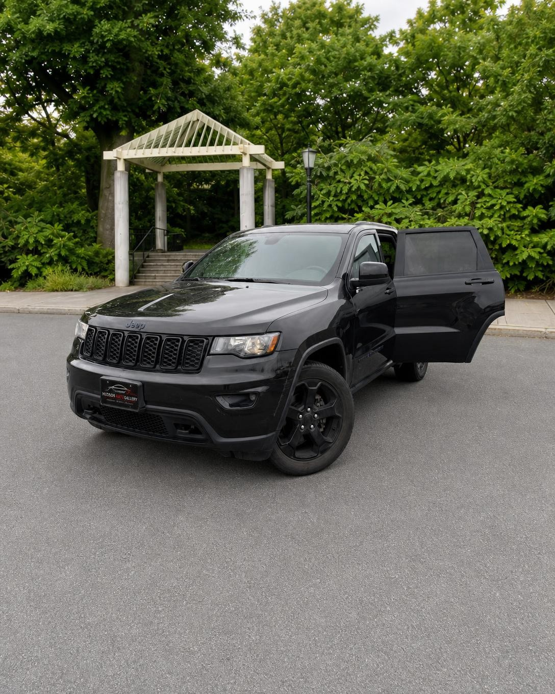 2019 JEEP Grand Cherokee Laredo